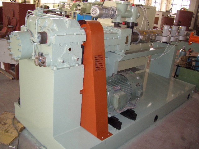 How to Choose the Right Plastic Extrusion Line for Your Factory？